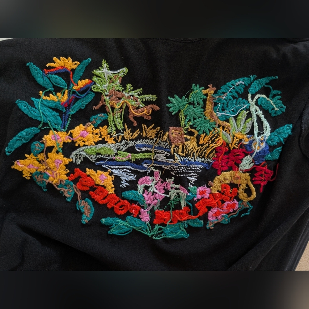 Vintage Hand Embroidered Save the Forest Tee Tshirt - Picture 7 of 8